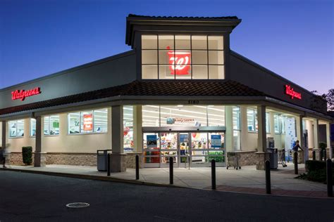 Walgreens has been testing out the concept in Texas with five in-store clinics in the Houston area. . Walgreens escarpment